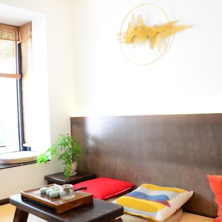Hangzhou Puyu Travelling With Hotel מראה חיצוני תמונה